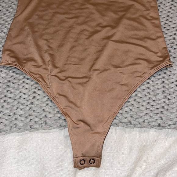 express // body contour silky high neck thong bodysuit nwt - Picture 7 of 9